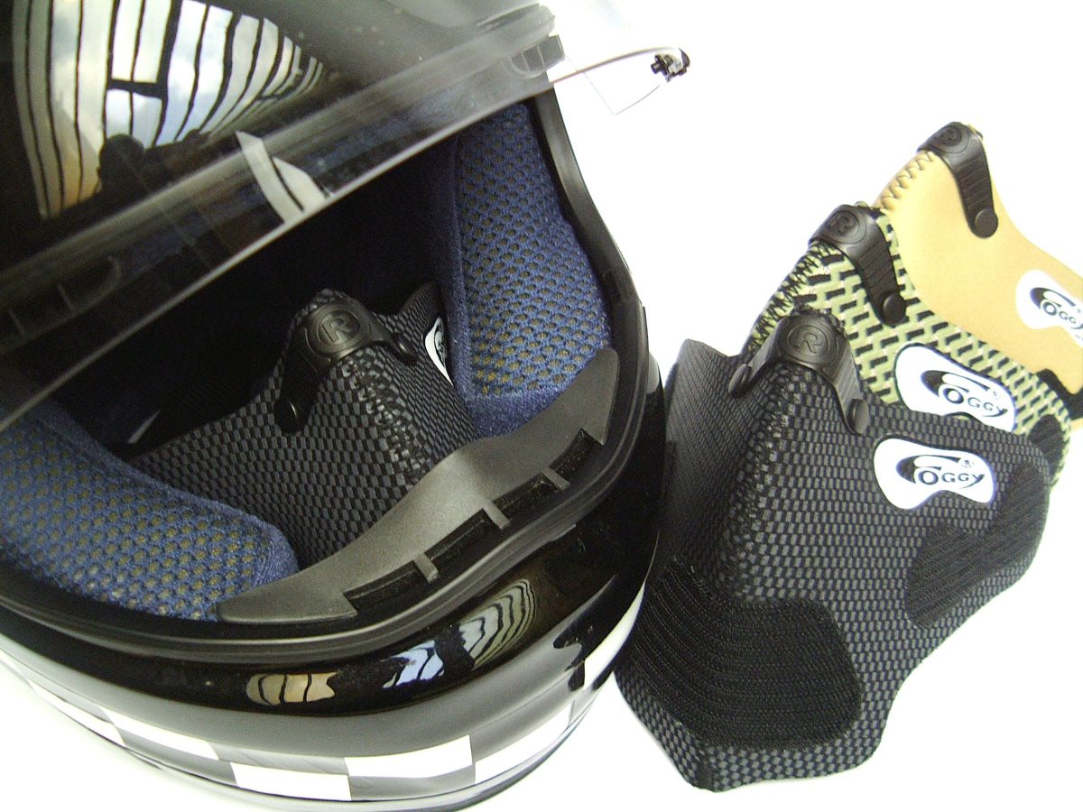 How to Stop Helmet Fogging Up & Visor Steam Up