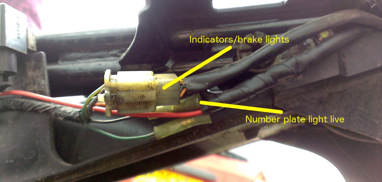 Fitting Relay & Fusebox for Accessories - Beginner Biker Adventures